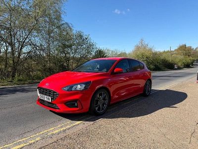 Used Ford Focus ST-Line 125 HP (91 kW) 2019 Red Hatchback