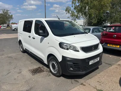 Used Peugeot Expert S 120 HP (88 kW) 2020 White Van
