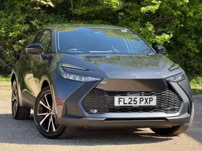 Second-hand Toyota C-HR Design 140 CP (102 kW) 2025 Gri SUV