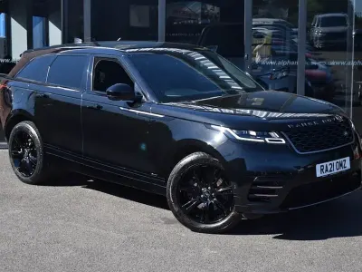 Second-hand Land Rover Range Rover Velar R-Dynamic 204 CP (150 kW) 2021 Negru SUV