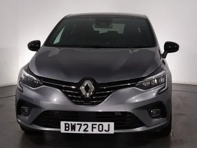 Used Renault Clio Techno 90 HP (66 kW) 2023 Grey Hatchback