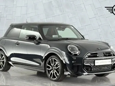 Używany Mini Cooper Hatch 113 kW (154 KM) 2025 Szary Hatchback