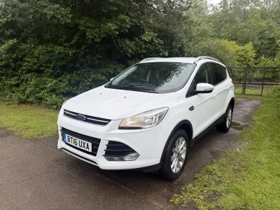 Used Ford Kuga Titanium 150 HP (110 kW) 2016 White SUV