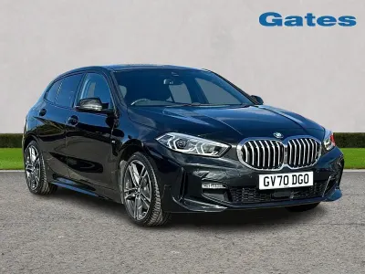 Begagnad BMW 120 M Sport 2020 Svart Halvkombi