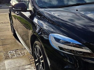 Used Volvo V40 CC Plus 120 HP (88 kW) 2017 Estate