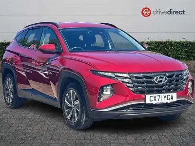 Używany Hyundai Tucson SE 150 KM (110 kW) 2021 Czerwony SUV