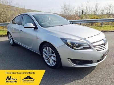 Used Vauxhall Insignia SRi 163 HP (119 kW) 2014 Silver Hatchback