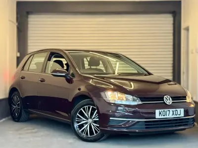 Używany VW Golf VII SE 125 KM (91 kW) 2017 Czarny Hatchback