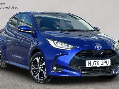 Used Toyota Yaris Design 116 HP (85 kW) 2025 Juniper blue Hatchback