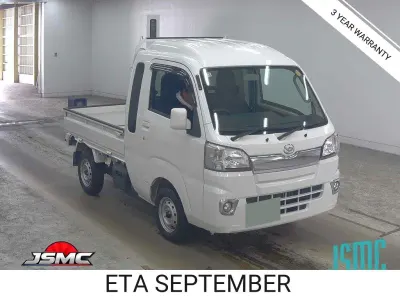 Used Daihatsu Hijet 2015 White MPV