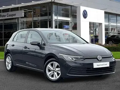Used VW Golf VIII Life 131 HP (96 kW) 2024 Grey Hatchback