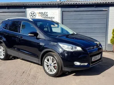 Usado Ford Kuga Titanium X 140 HP (102 kW) 2014 Preto SUV
