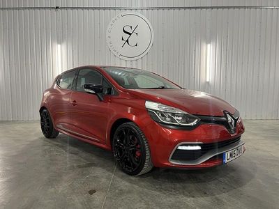 Red Used 2015 Renault Clio IV Hatchback | £8,495 (A bit pricey)