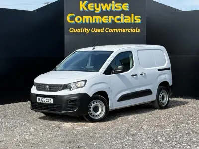 Usado Peugeot Partner Premium 2023 Branco Monovolume