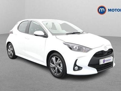Used Toyota Yaris Hybrid 116 HP (85 kW) 2025 White Hatchback