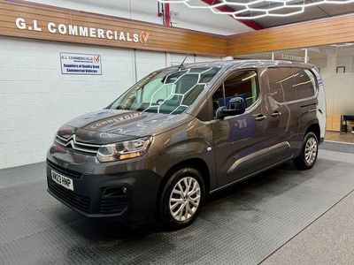 Used Citroën Berlingo 100 HP (73 kW) 2023 Grey MPV