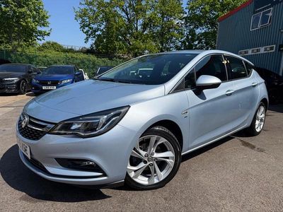 Second-hand Vauxhall Astra SRi 150 CP (110 kW) 2018 Argintiu Hatchback