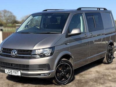 Second-hand VW Transporter Highline 150 CP (110 kW) 2019 Argintiu Van