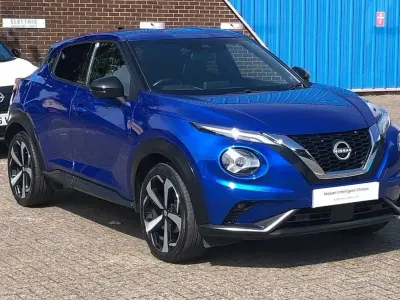 Used Nissan Juke Tekna 112 HP (82 kW) 2023 Blue SUV