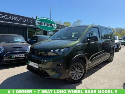 Gebraucht Peugeot e-Rifter Allure 100 kW (136 PS) 2026 Grün Van / Kleinbus