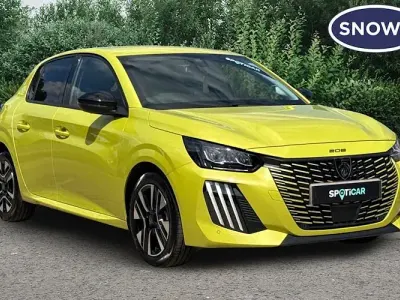 Used Peugeot 208 Allure 101 HP (74 kW) 2024 Yellow Hatchback