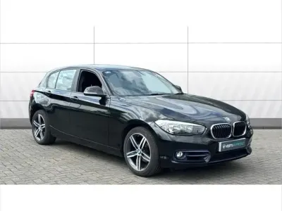 Used BMW 118 Sport Line 134 HP (98 kW) 2019 Black Hatchback