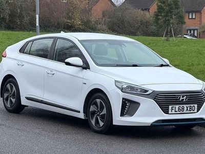 Used Hyundai Ioniq Premium 141 HP (103 kW) 2018 White Hatchback
