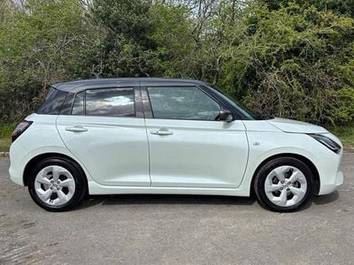 Used Suzuki Swift 82 HP (60 kW) 2025 White Hatchback