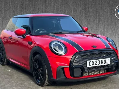 Used Mini Cooper Hatch 134 HP (98 kW) 2023 Red Hatchback