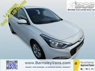 Used Hyundai i20 SE 90 HP (66 kW) 2018 White Hatchback