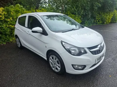 Used Vauxhall Viva 75 HP (55 kW) 2018 White Hatchback