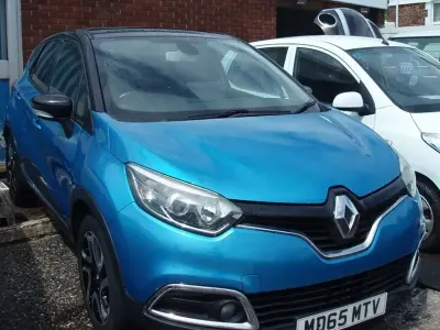 Used Renault Captur Dynamique 110 HP (80 kW) 2015 Blue SUV