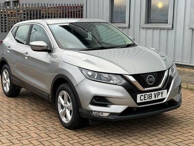 Używany Nissan Qashqai Acenta 115 KM (84 kW) 2018 Srebrny SUV