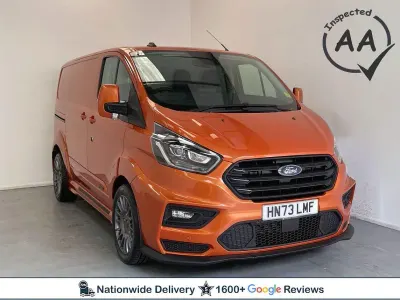 Used Ford Transit Custom Limited 170 HP (125 kW) 2023 Orange Van