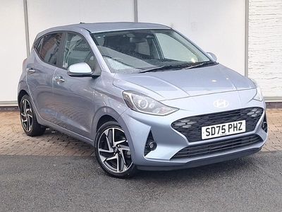 Used Hyundai i10 Premium 79 HP (58 kW) 2025 Blue Hatchback