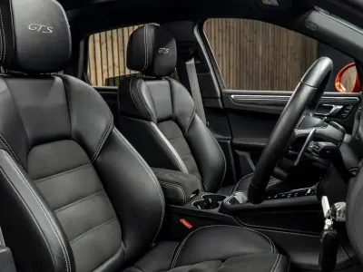 Used Porsche Macan 2022 Orange SUV