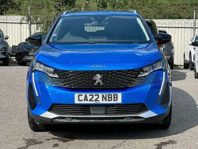 Begagnad Peugeot 3008 Allure Premium 129 HK (94 kW) 2022 Blå SUV