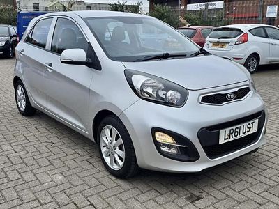Used Kia Picanto 85 HP (62 kW) 2011 Silver Hatchback