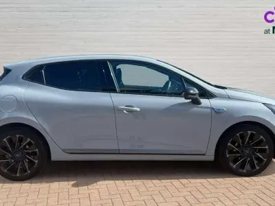 Gebraucht Renault Clio V Esprit Alpine 90 PS (66 kW) 2025 Grau Kleinwagen