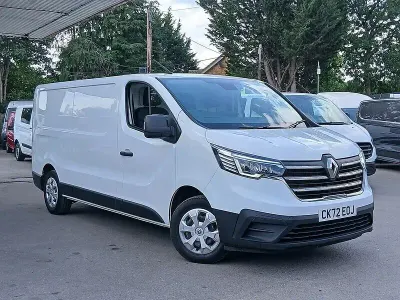 Used Renault Trafic Business 2022 White MPV