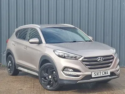 Used Hyundai Tucson Premium 141 HP (103 kW) 2017 Gold SUV