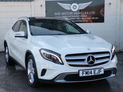 Used Mercedes GLA200 Premium Plus 2014 White SUV