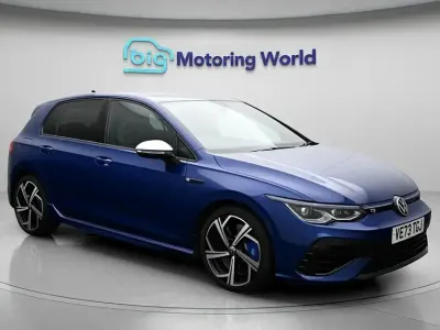 Second-hand VW Golf VIII R 320 CP (235 kW) 2024 Albastru Hatchback