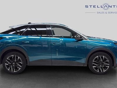 Begagnad Peugeot 3008 Allure 134 HK (98 kW) 2025 Blå SUV