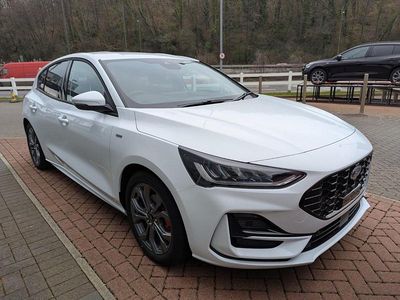 Novo Ford Focus ST-Line 2025 Citadino