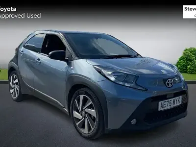 Used Toyota Aygo X 72 HP (52 kW) 2025 Grey SUV