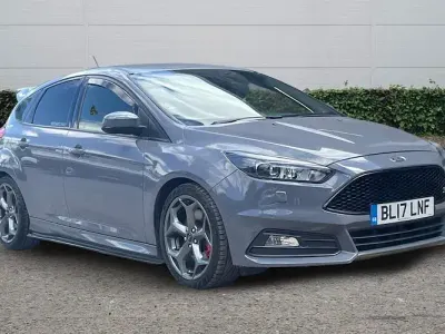 Used Ford Focus ST 250 HP (183 kW) 2016 Hatchback