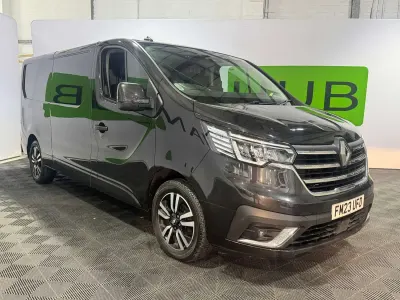 Used Renault Trafic 2023 Black MPV