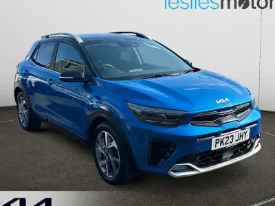 Second-hand Kia Stonic GT-Line S 118 CP (86 kW) 2023 Albastru SUV