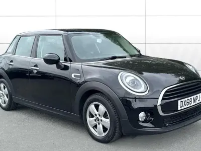 Used Mini Cooper Hatch 116 HP (85 kW) 2018 Black Hatchback